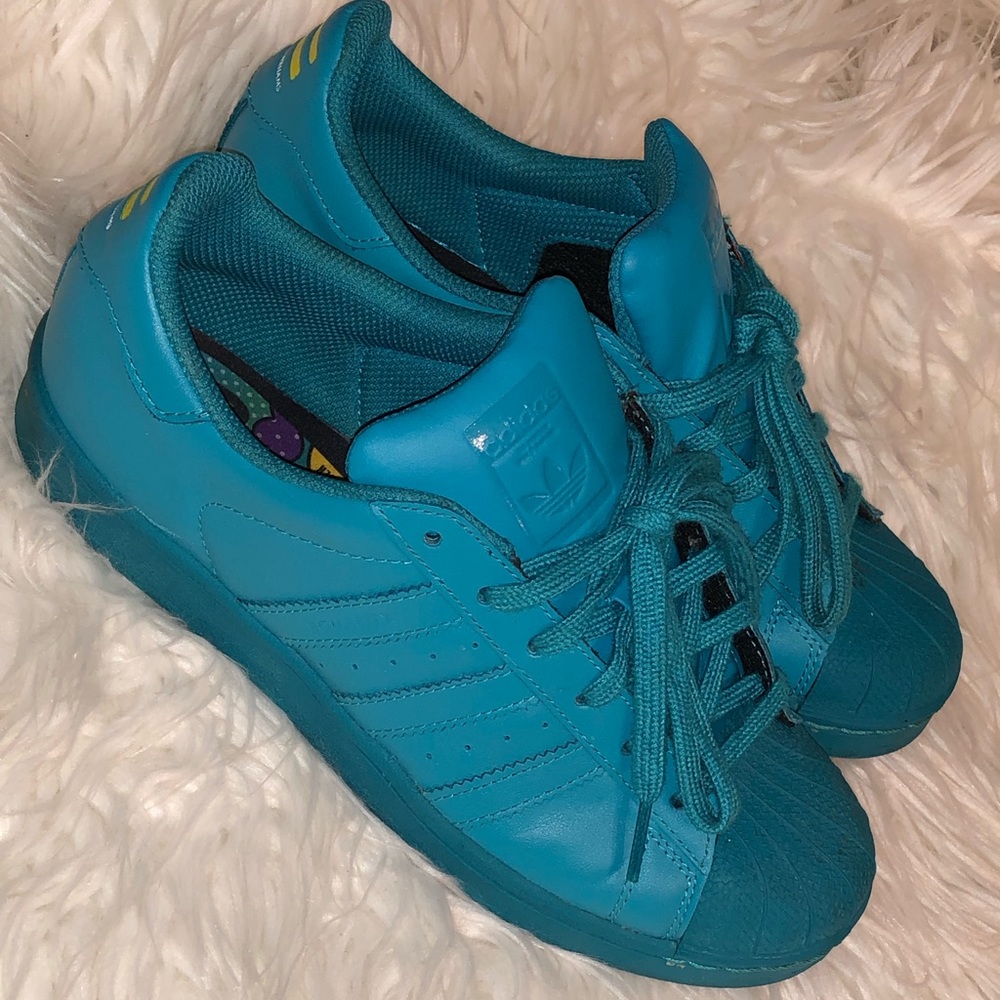 ADIDAS